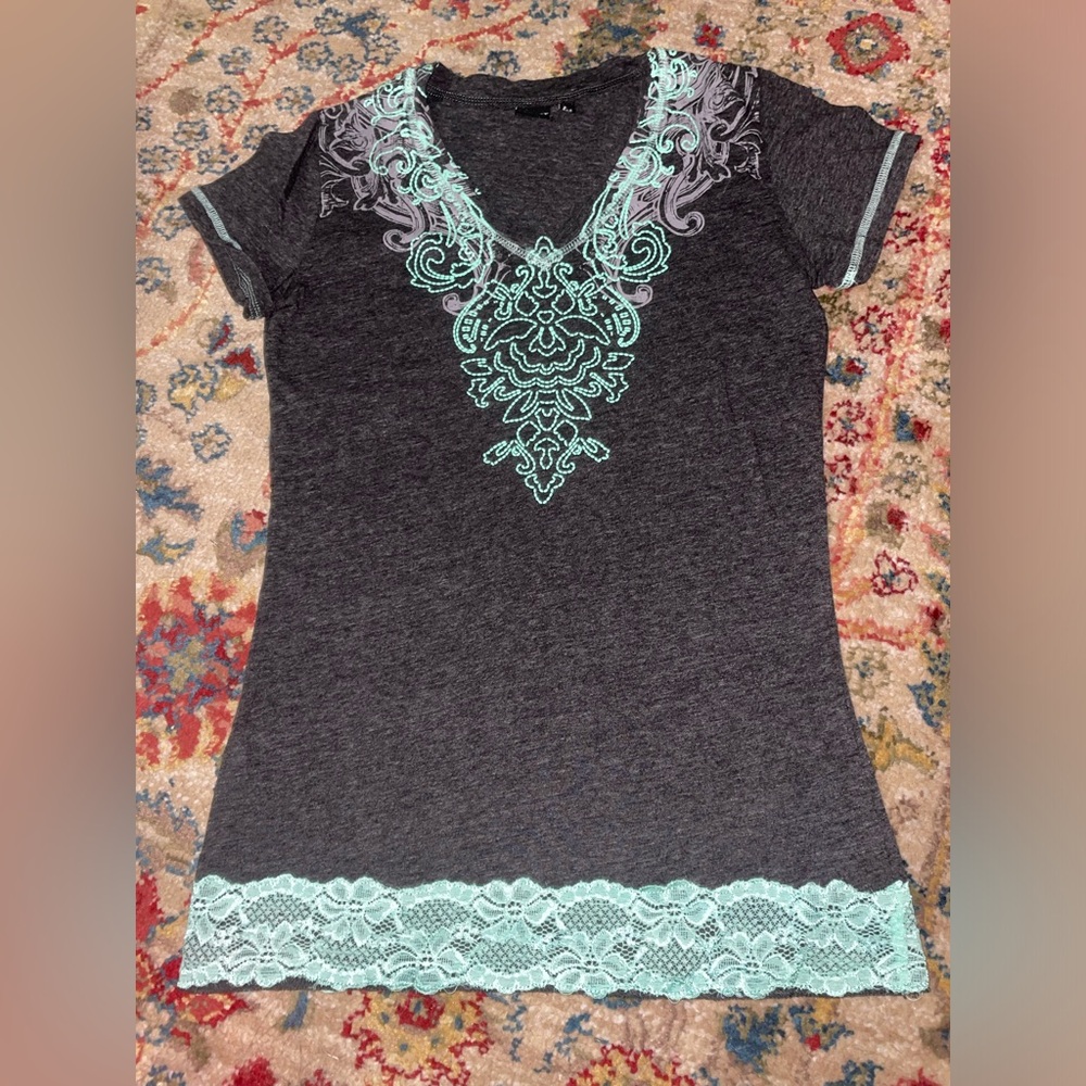 Cruel Girl Gray Patterned V-Neck Tee with Lace Hem